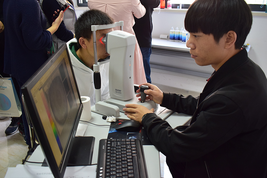 金狮贵宾会·宾至如归-尊贵显赫