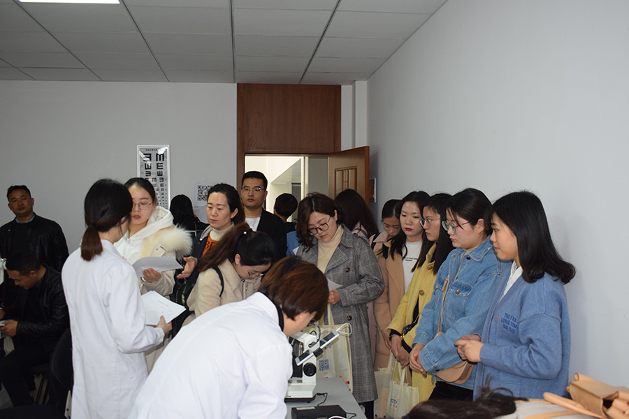 金狮贵宾会·宾至如归-尊贵显赫