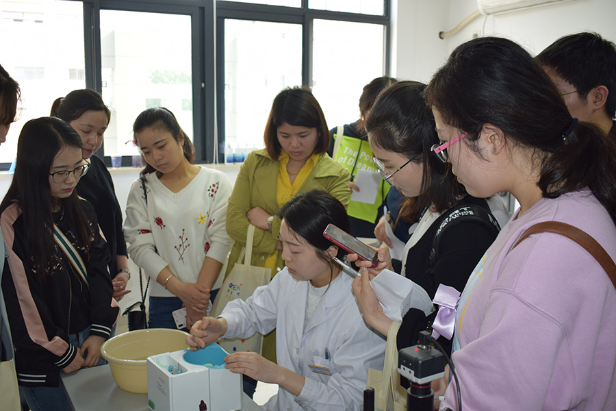 金狮贵宾会·宾至如归-尊贵显赫