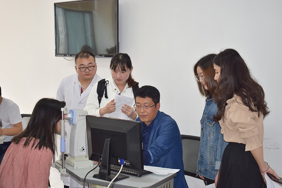 金狮贵宾会·宾至如归-尊贵显赫