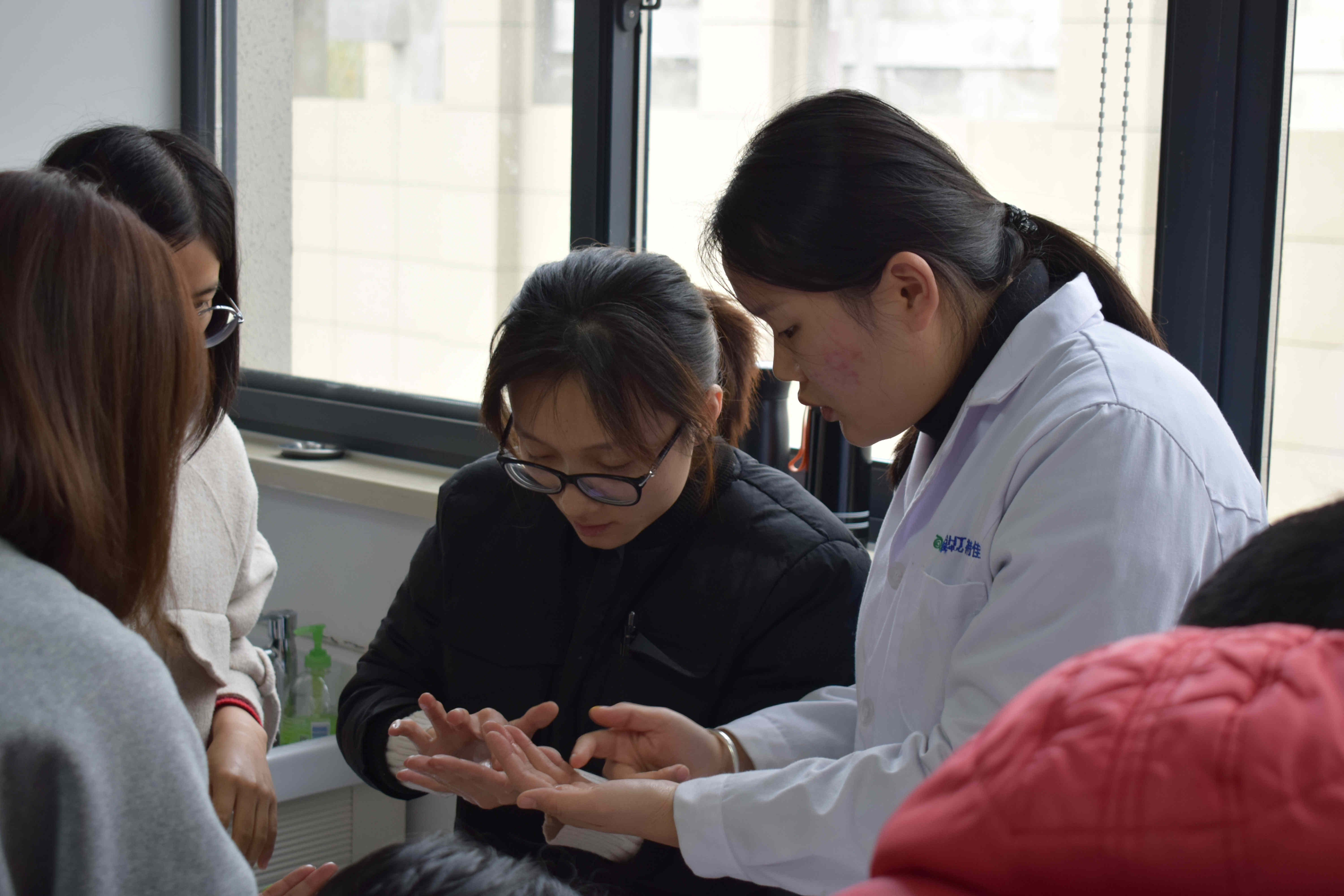 金狮贵宾会·宾至如归-尊贵显赫