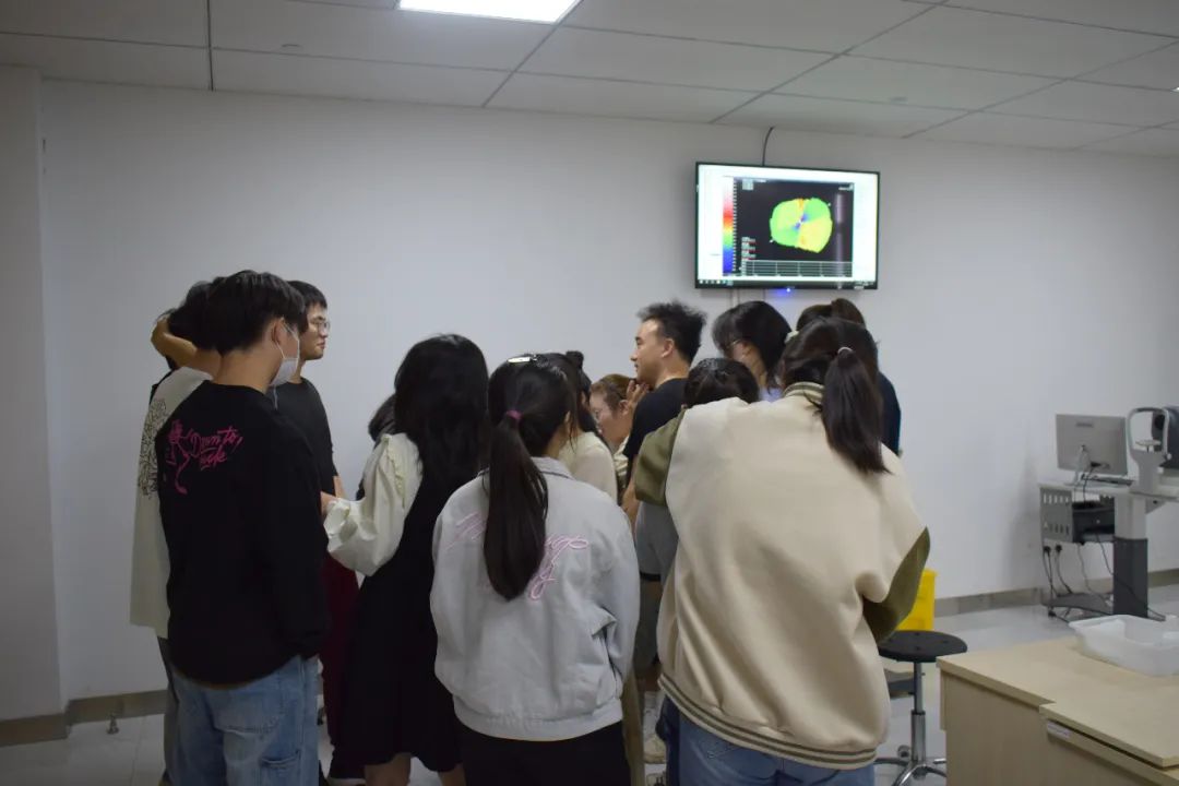 金狮贵宾会·宾至如归-尊贵显赫