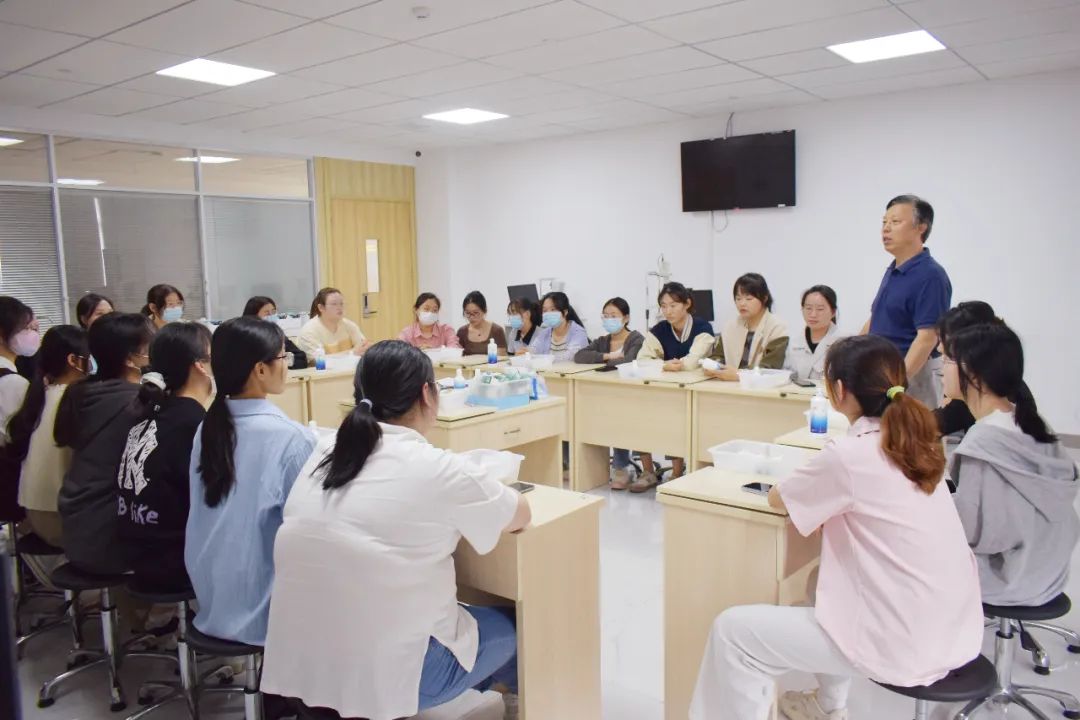 金狮贵宾会·宾至如归-尊贵显赫