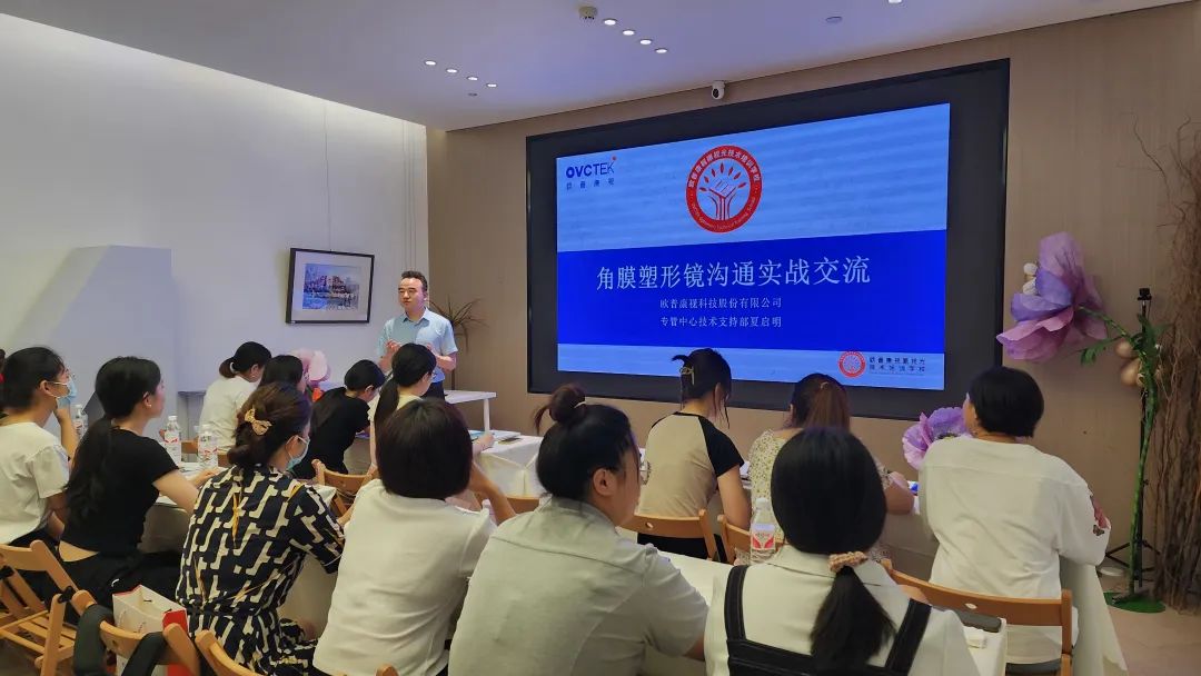 金狮贵宾会·宾至如归-尊贵显赫