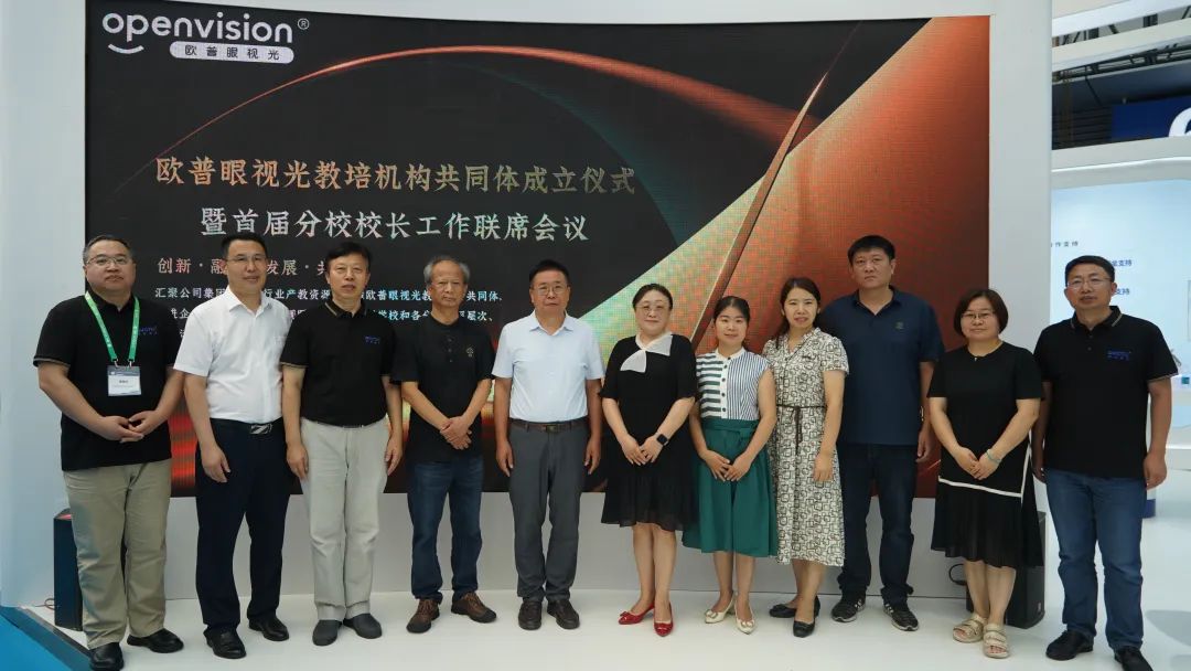 金狮贵宾会·宾至如归-尊贵显赫