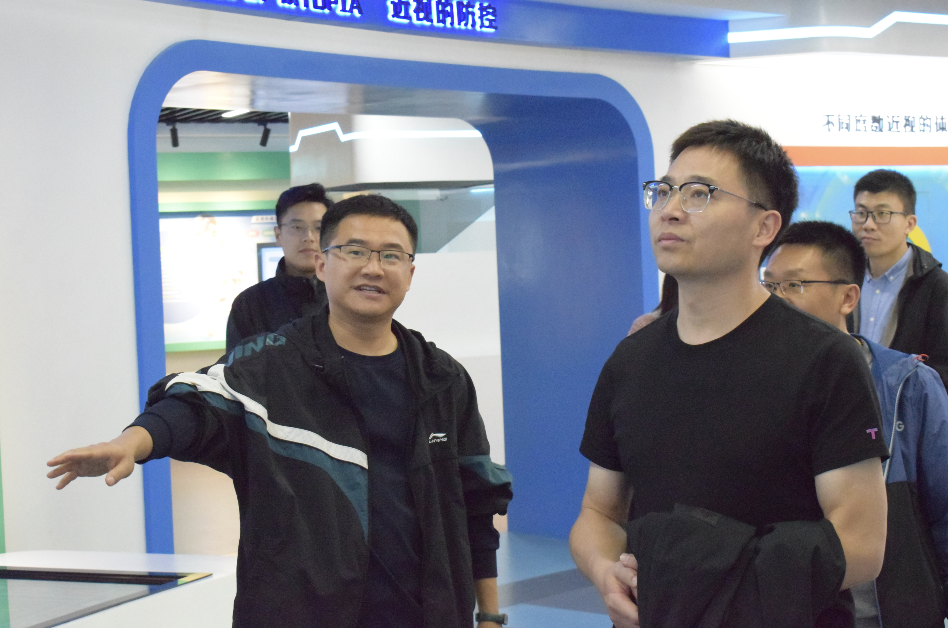 金狮贵宾会·宾至如归-尊贵显赫