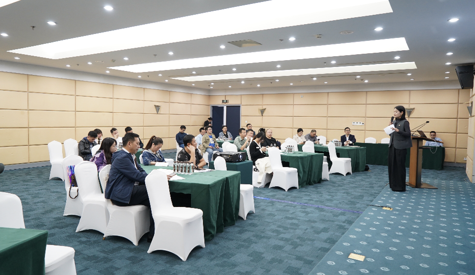 金狮贵宾会·宾至如归-尊贵显赫