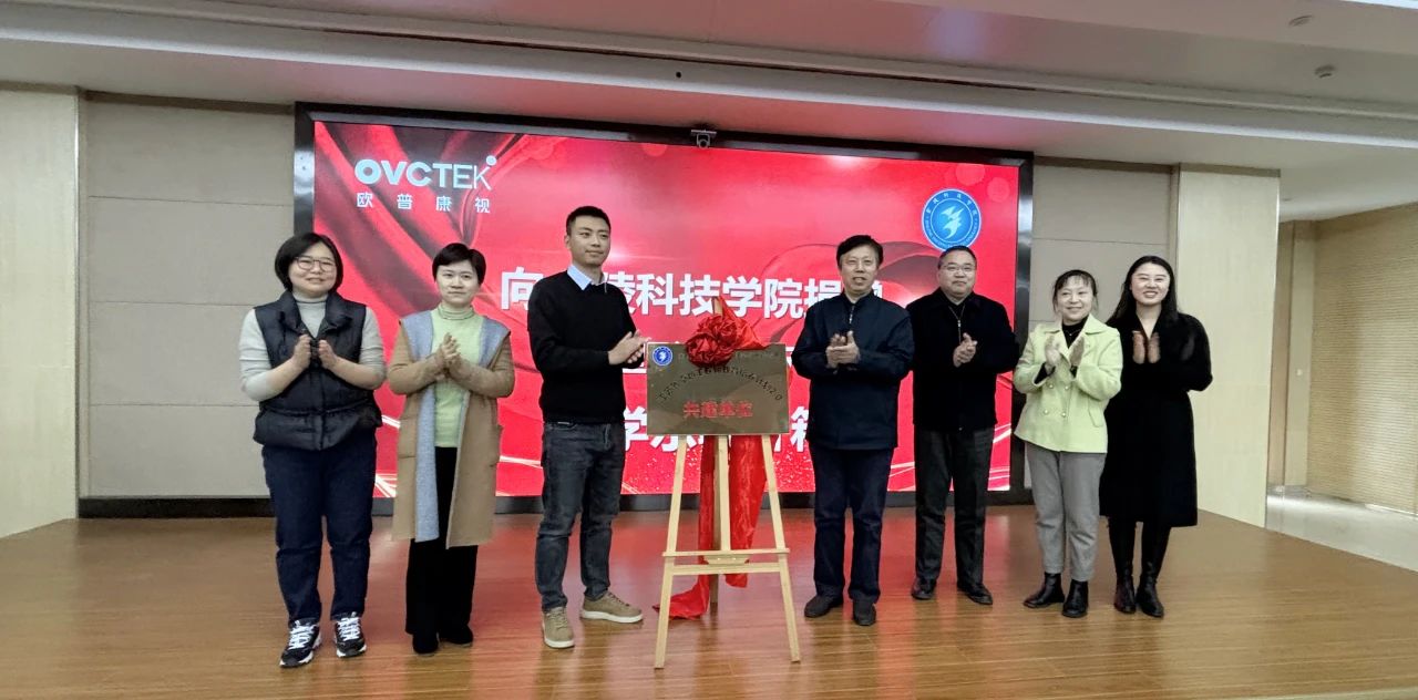 金狮贵宾会·宾至如归-尊贵显赫