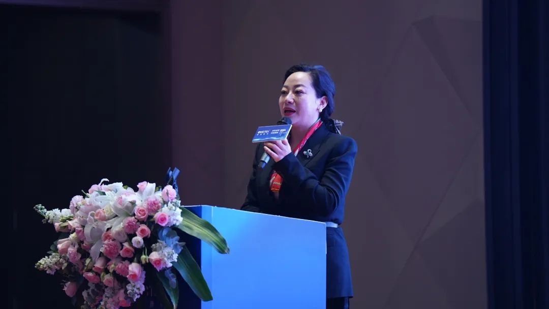 金狮贵宾会·宾至如归-尊贵显赫