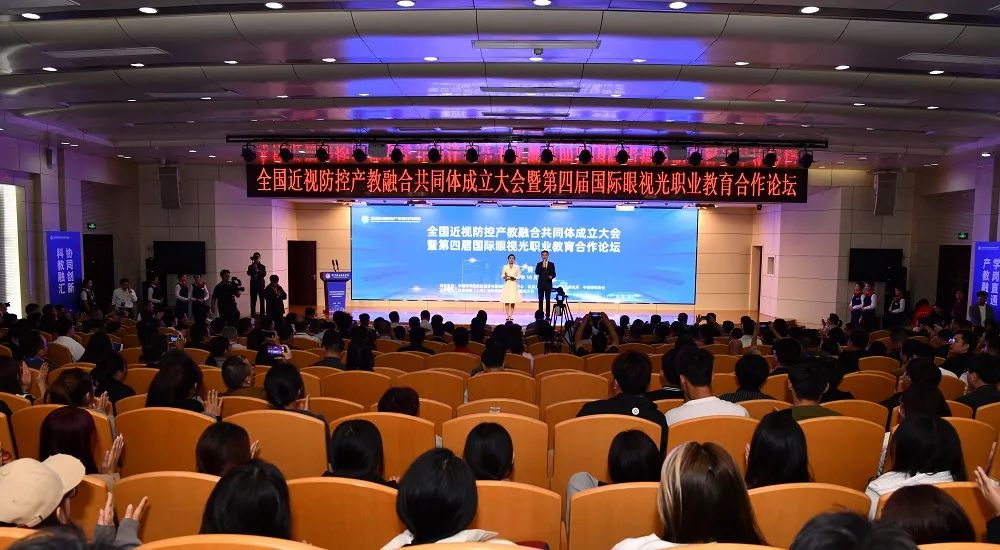 金狮贵宾会·宾至如归-尊贵显赫