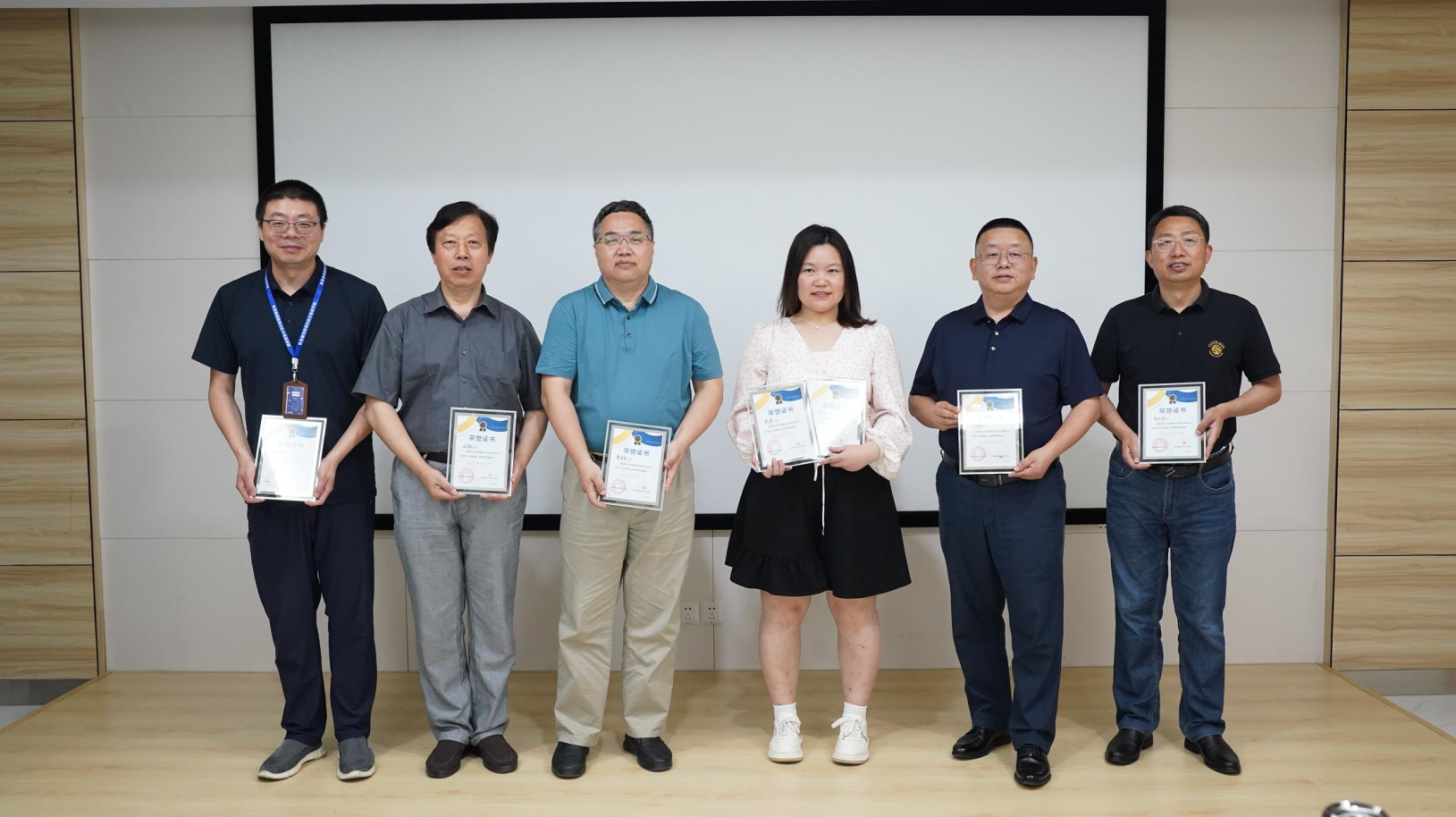 金狮贵宾会·宾至如归-尊贵显赫