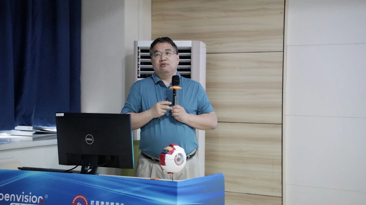 金狮贵宾会·宾至如归-尊贵显赫