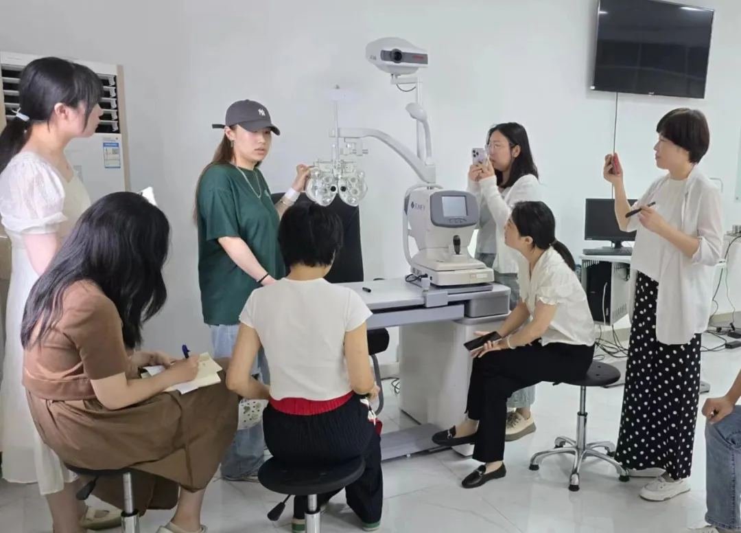 金狮贵宾会·宾至如归-尊贵显赫